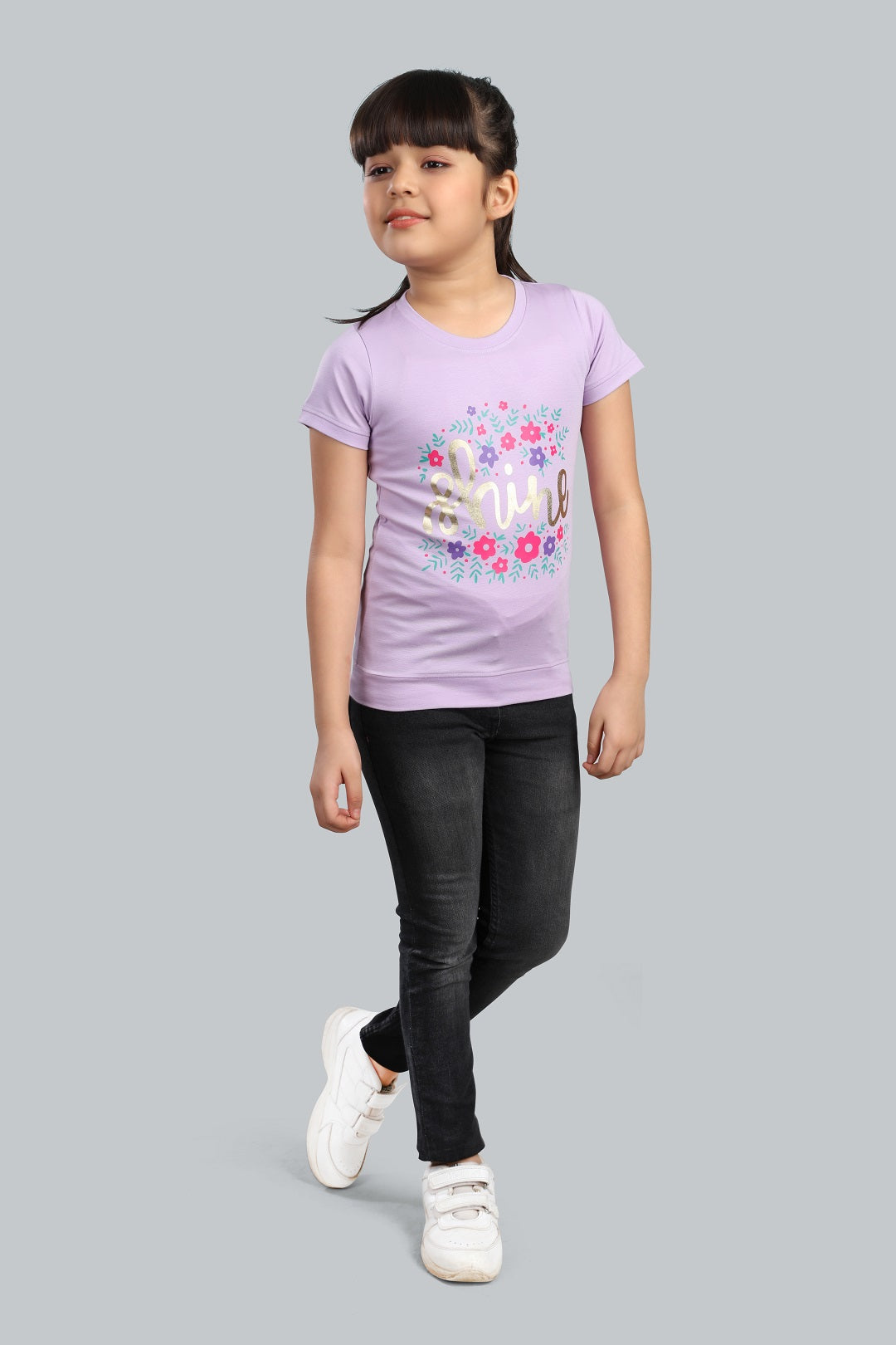 Girls Printed Typography T-Shirt