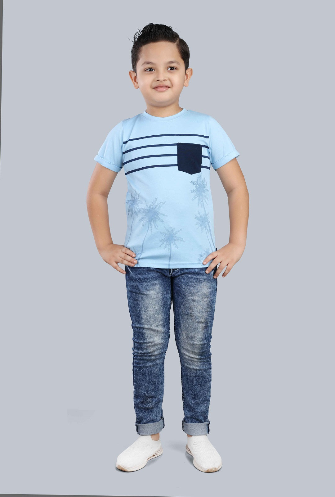 Boys Printed Typography Round Neck Cotton T-Shirt