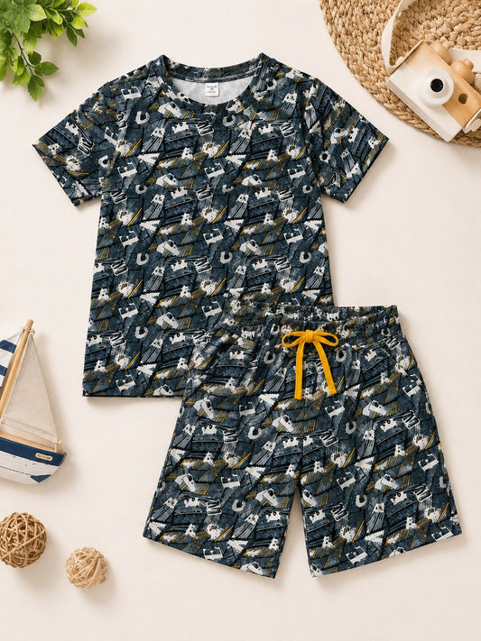 Boys Printed T-shirt with Shorts