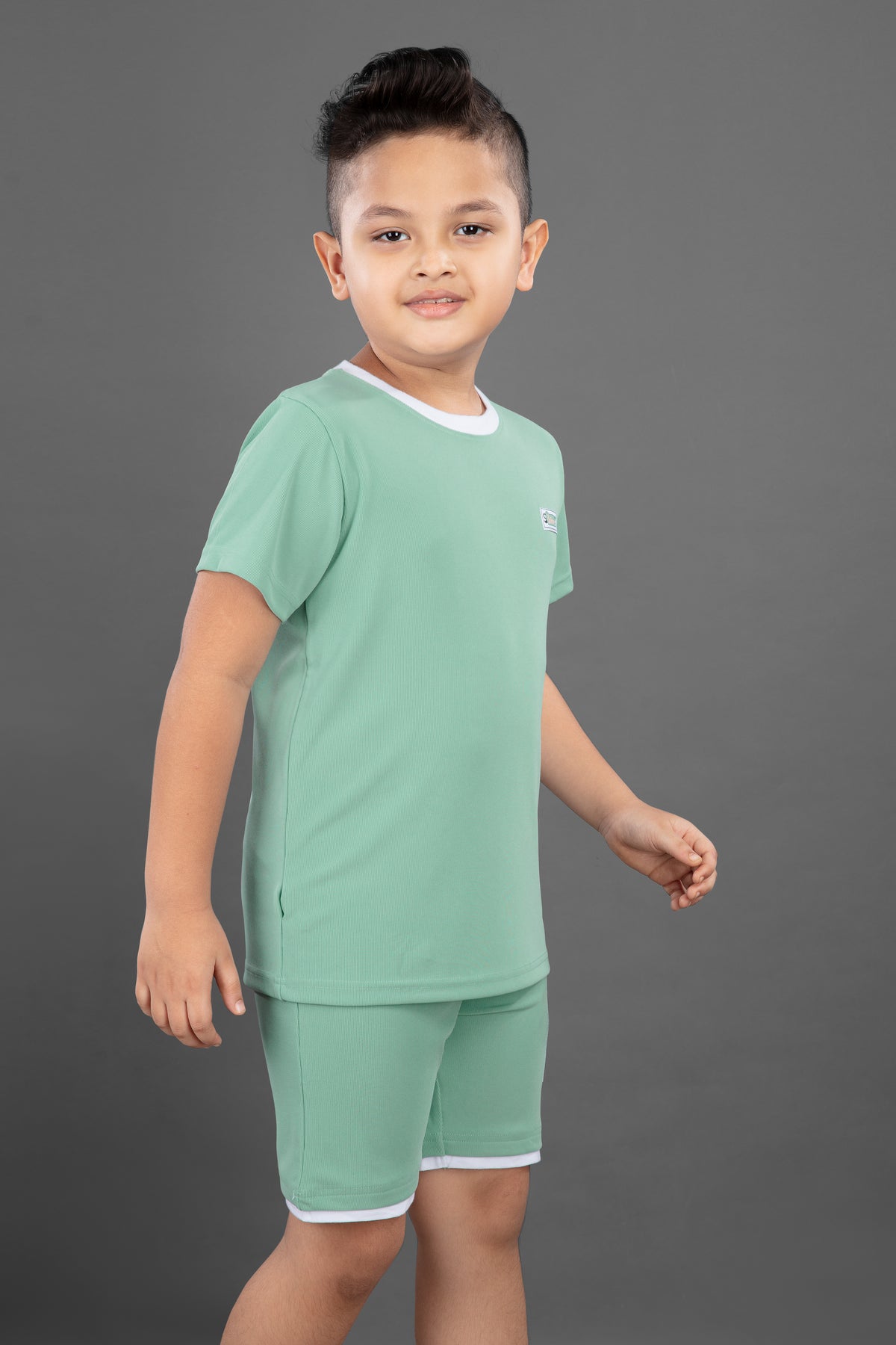 Half Sleeves Placement Text Printed Tee & Shorts Set - Pista Green