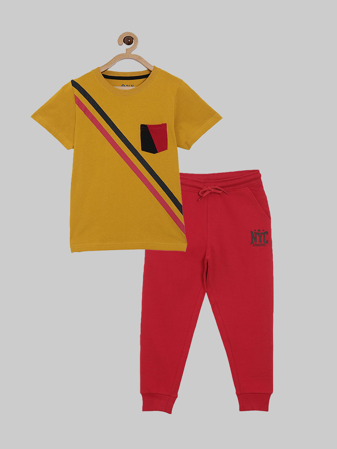 Boys T-shirt & Jogger set - Multicolor